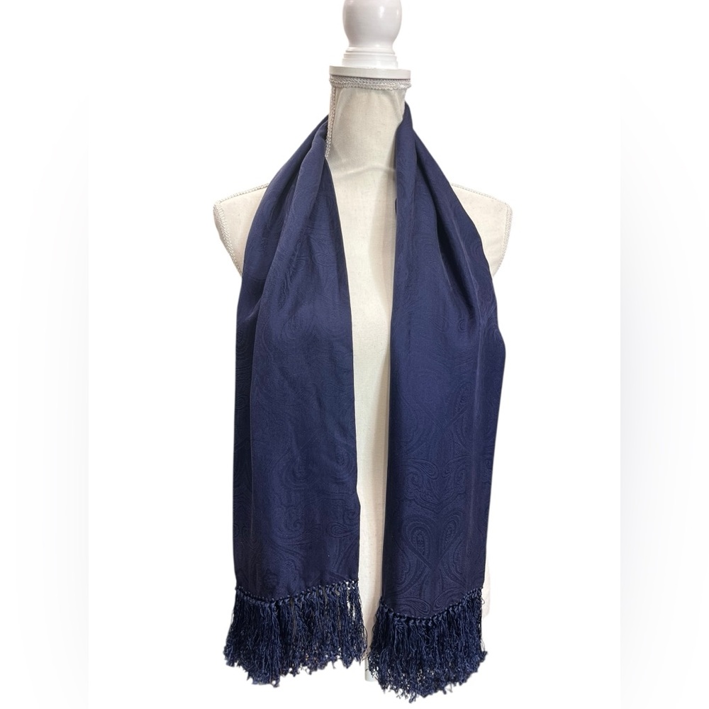 Van Heusen 100% Silk Navy Blue Paisley Scarf Wrap Shawl Fringe - Picture 2 of 7